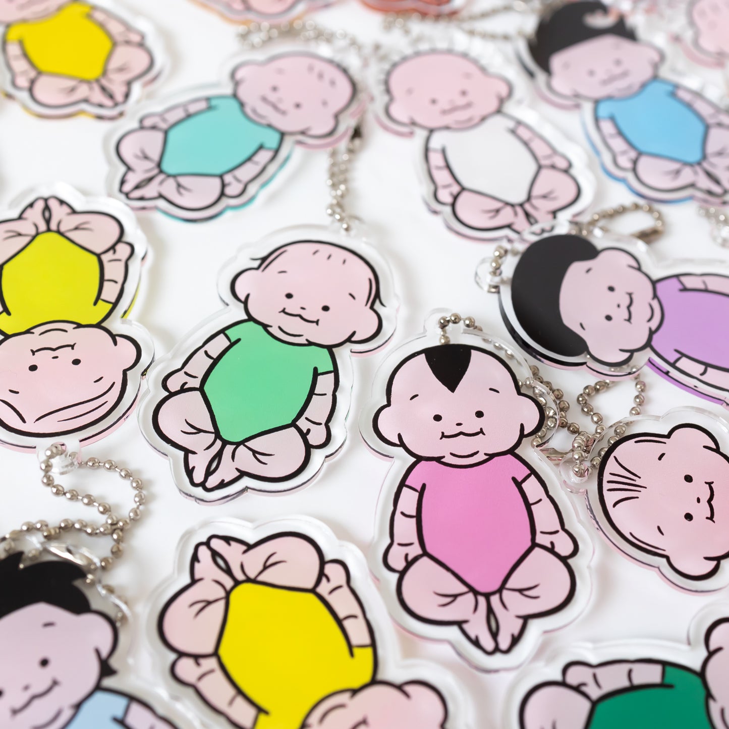 赤ちゃんアクリルキーホルダーコレクション(ピースフルカラーver)